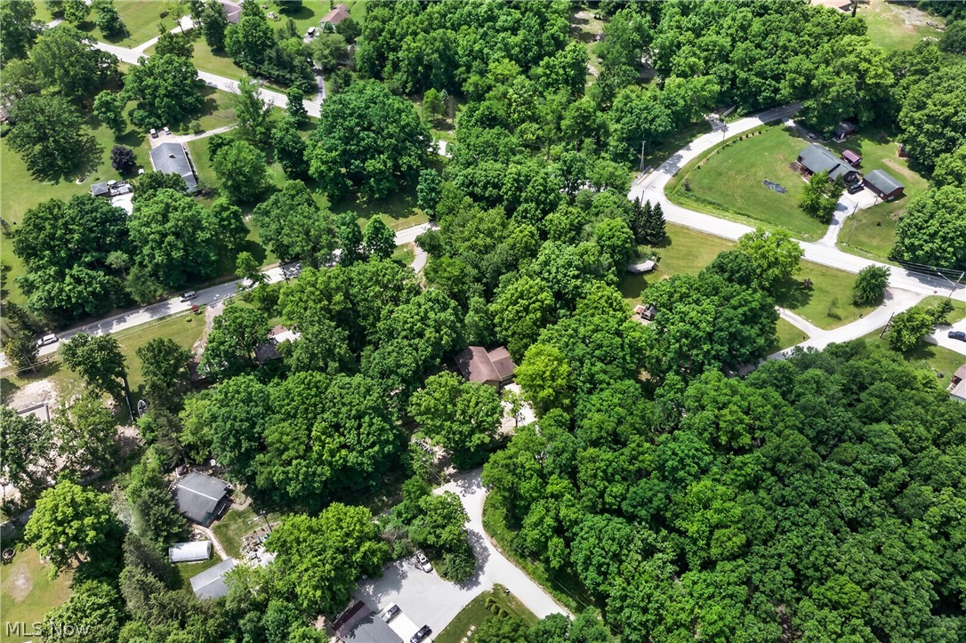 4745 W Lagoon Road West Farmington OH 44491