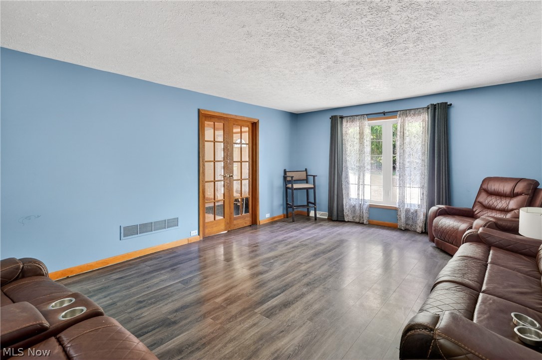 4745 W Lagoon Road West Farmington OH 44491