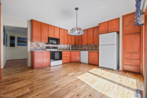 13063 Olympus Way Strongsville OH 44149