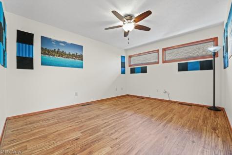 13063 Olympus Way Strongsville OH 44149