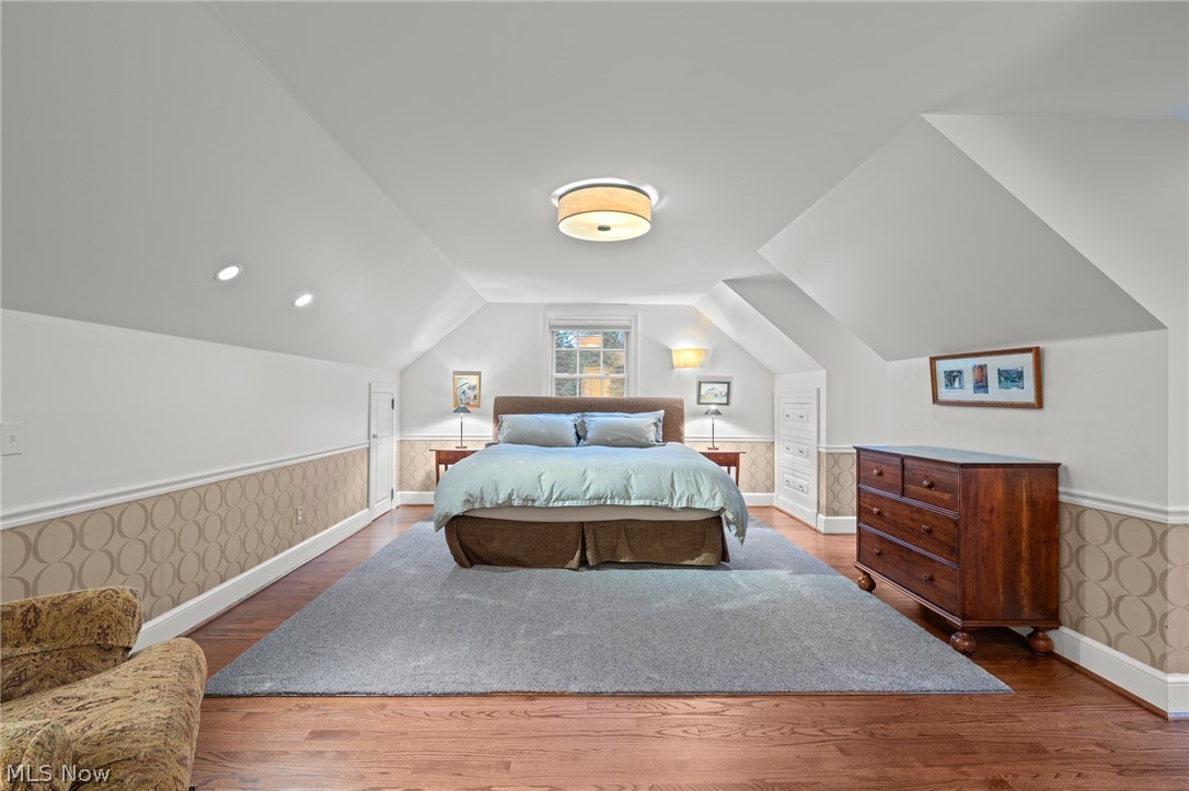 33285 Woodleigh Road Pepper Pike OH 44124