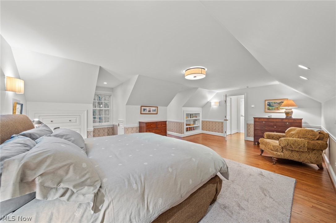 33285 Woodleigh Road Pepper Pike OH 44124