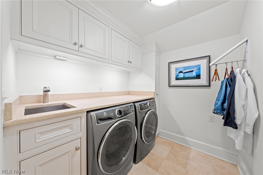 33285 Woodleigh Road Pepper Pike OH 44124