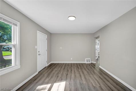 1291 Hardesty Boulevard Akron OH 44320
