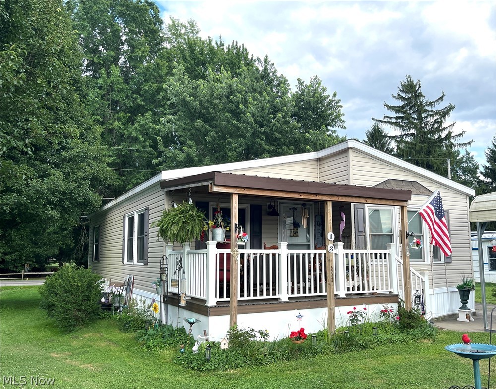 13 Cherokee Lane Creston OH 44217