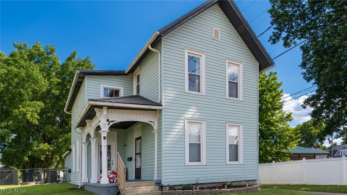 17 E Oak Street Newark OH 43055