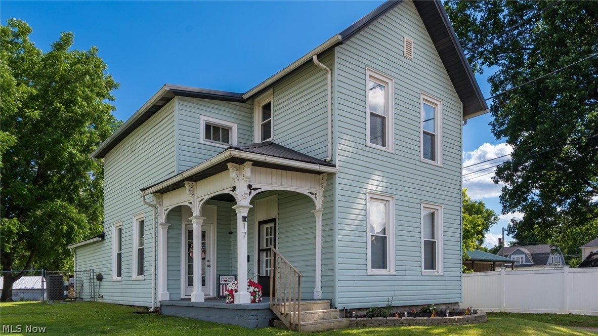 17 E Oak Street Newark OH 43055