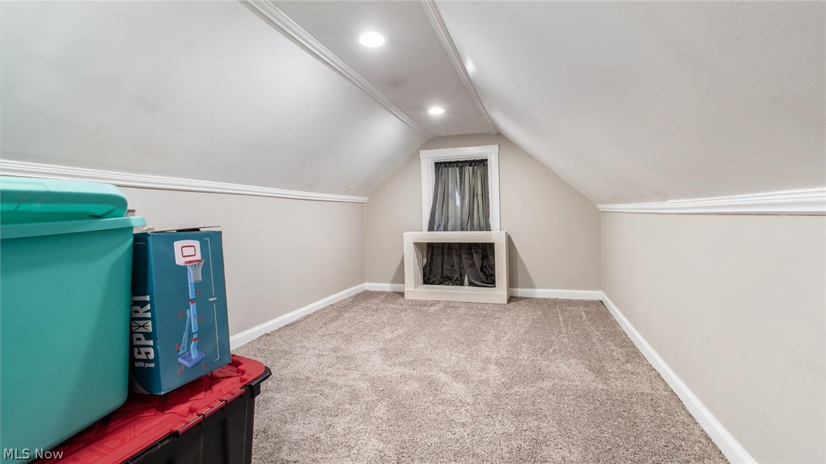 17 E Oak Street Newark OH 43055