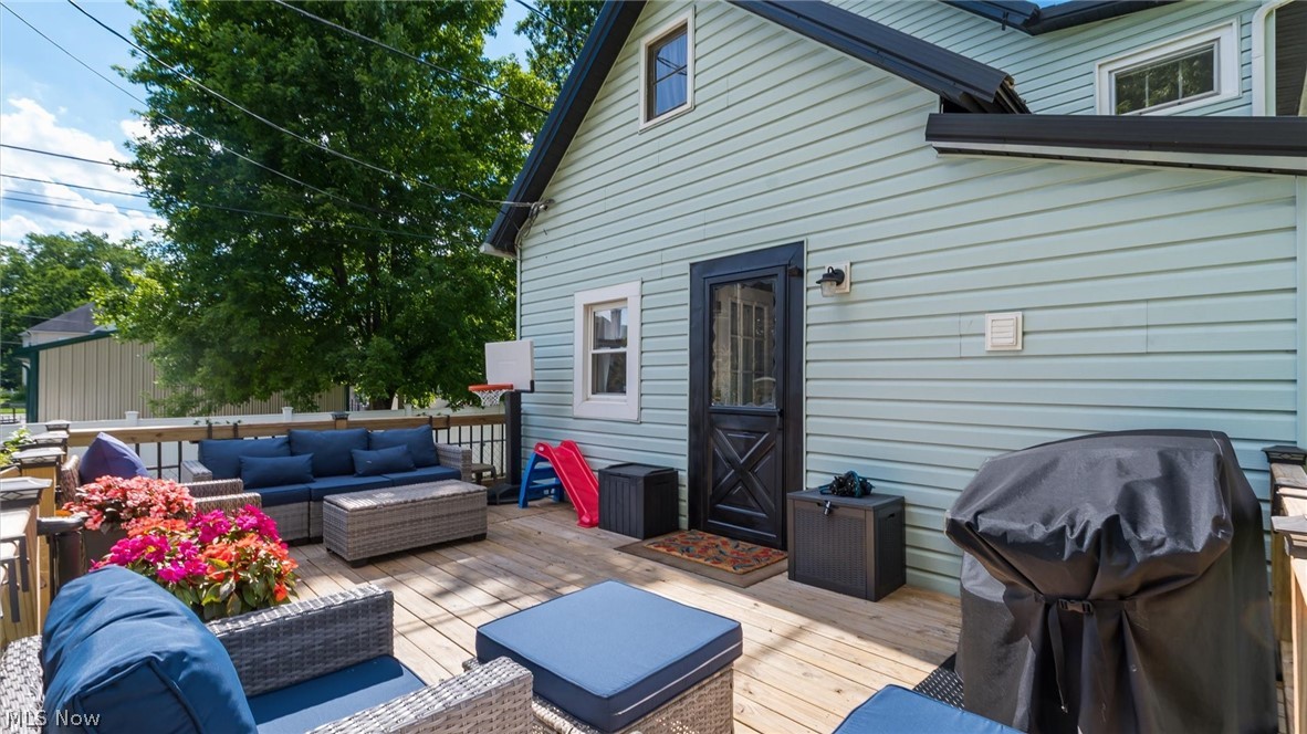 17 E Oak Street Newark OH 43055