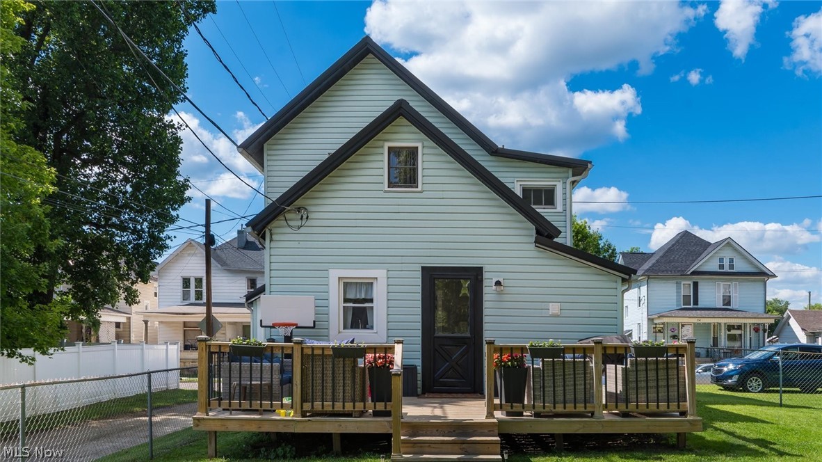 17 E Oak Street Newark OH 43055