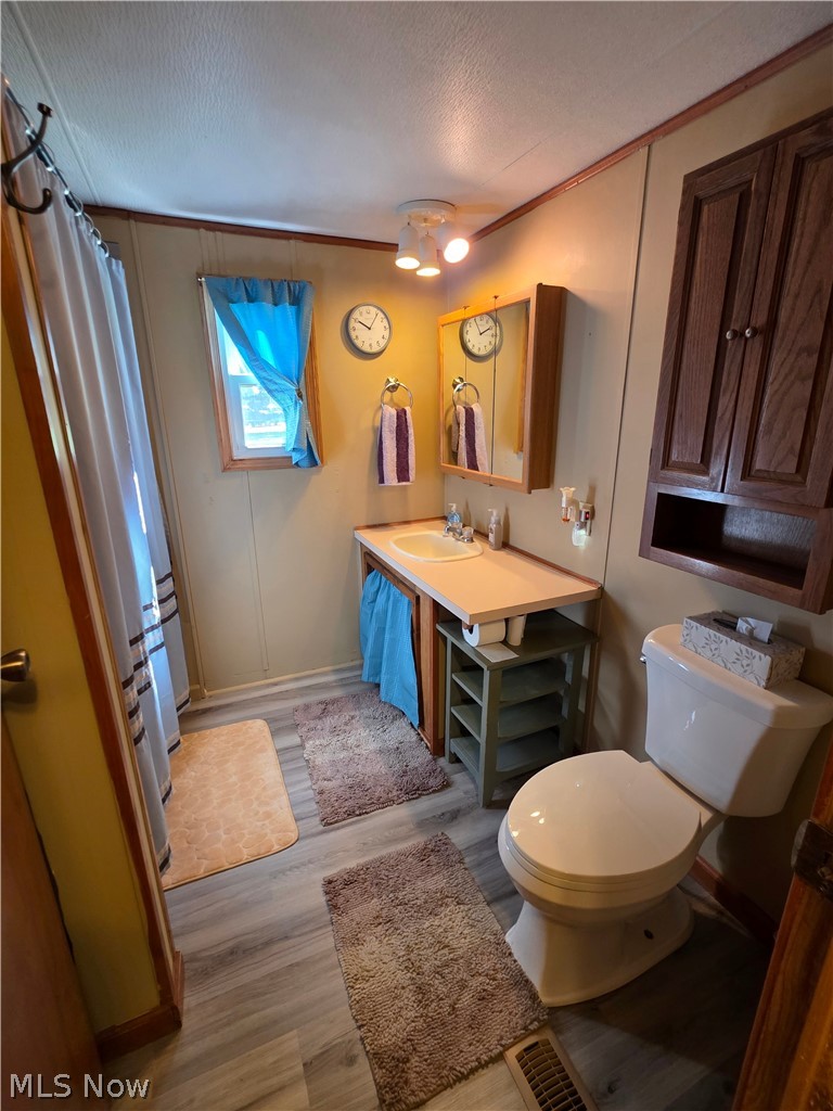 504 Main Street Pleasant City OH 43772