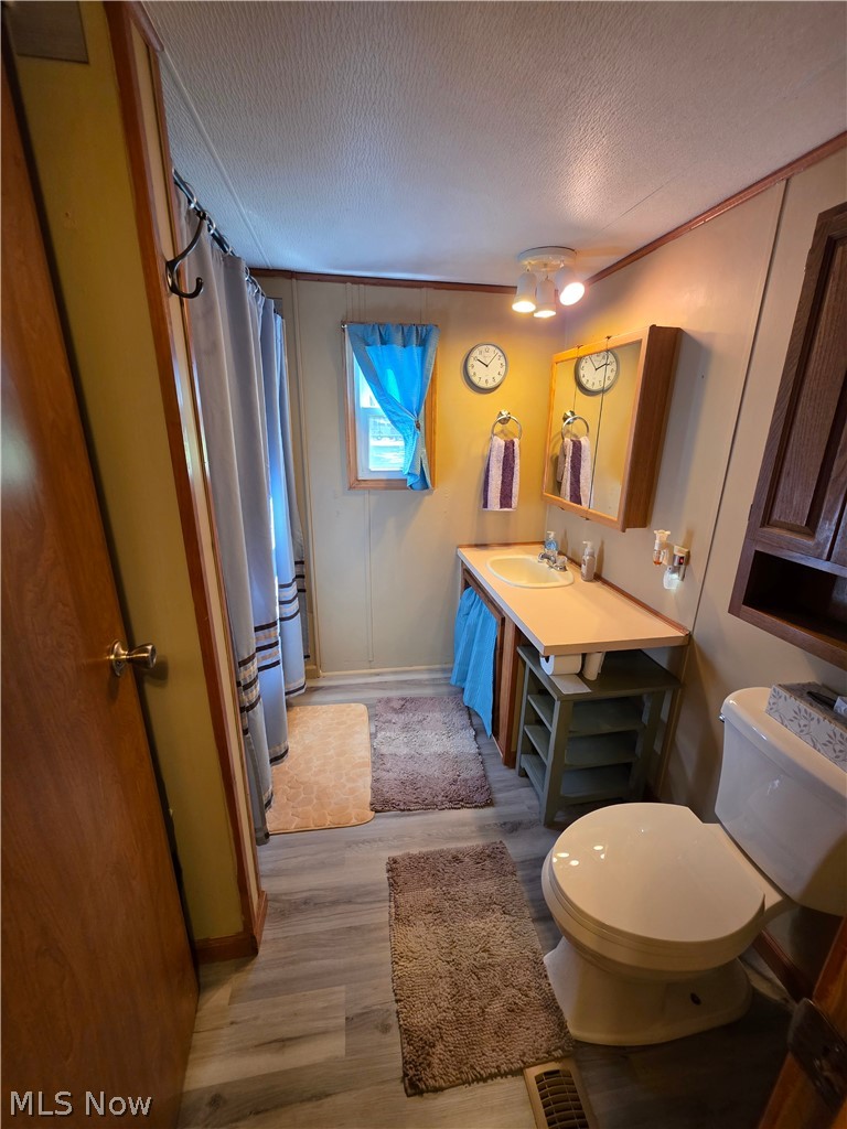 504 Main Street Pleasant City OH 43772