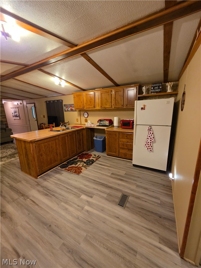 504 Main Street Pleasant City OH 43772