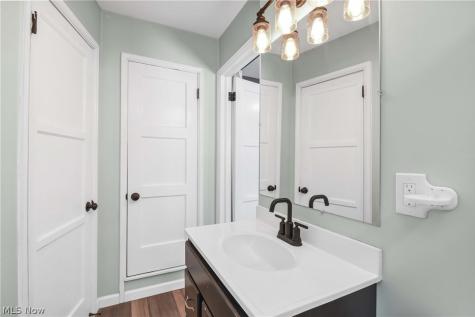 5627 Burns Road North Olmsted OH 44070
