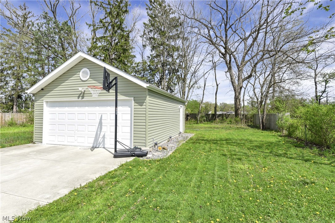 5627 Burns Road North Olmsted OH 44070