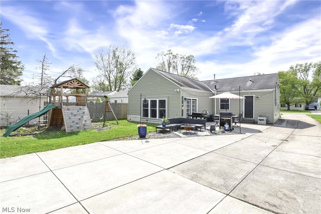 5627 Burns Road North Olmsted OH 44070