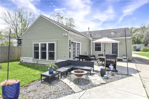 5627 Burns Road North Olmsted OH 44070