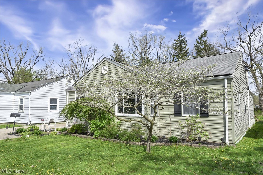 5627 Burns Road North Olmsted OH 44070