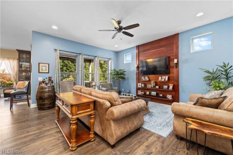 802 Shadow Creek Trail Amherst OH 44001