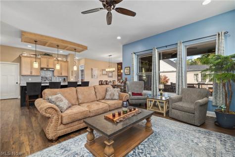 802 Shadow Creek Trail Amherst OH 44001