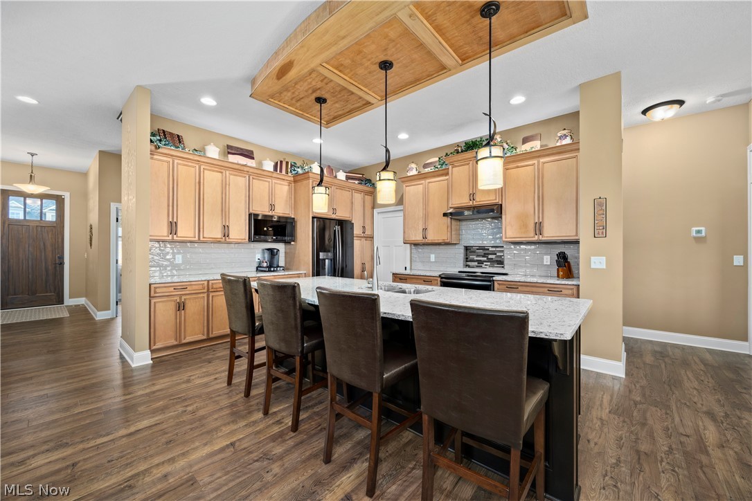 802 Shadow Creek Trail Amherst OH 44001