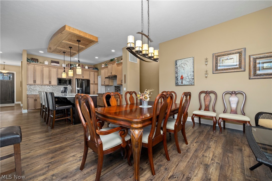 802 Shadow Creek Trail Amherst OH 44001