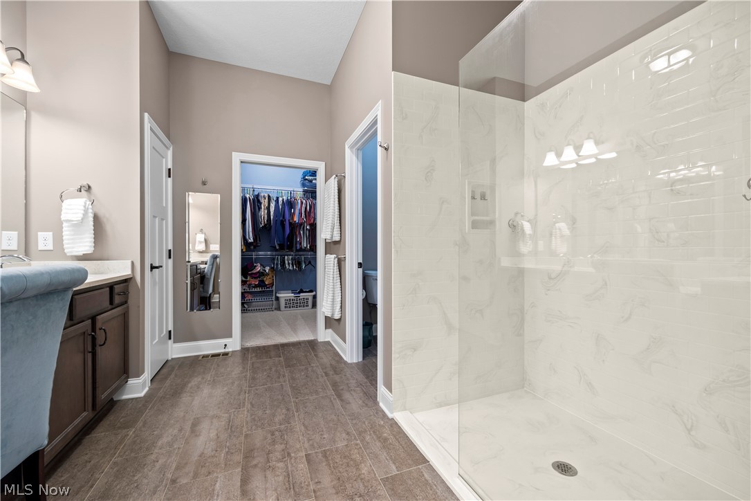 802 Shadow Creek Trail Amherst OH 44001