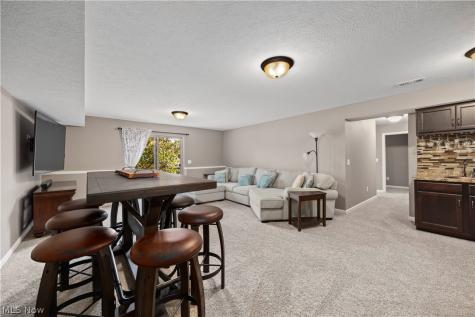 802 Shadow Creek Trail Amherst OH 44001
