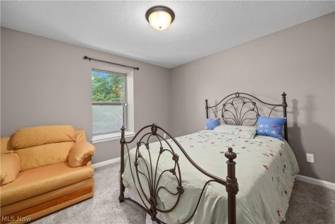 802 Shadow Creek Trail Amherst OH 44001