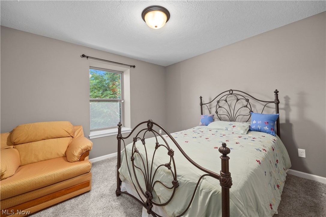 802 Shadow Creek Trail Amherst OH 44001