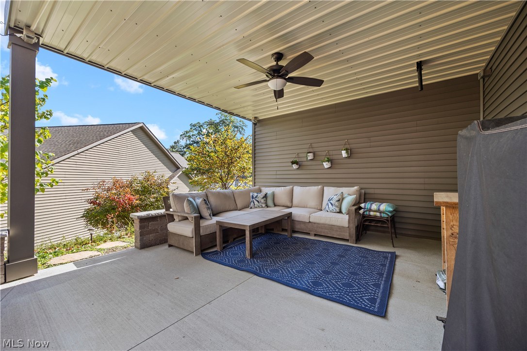 802 Shadow Creek Trail Amherst OH 44001