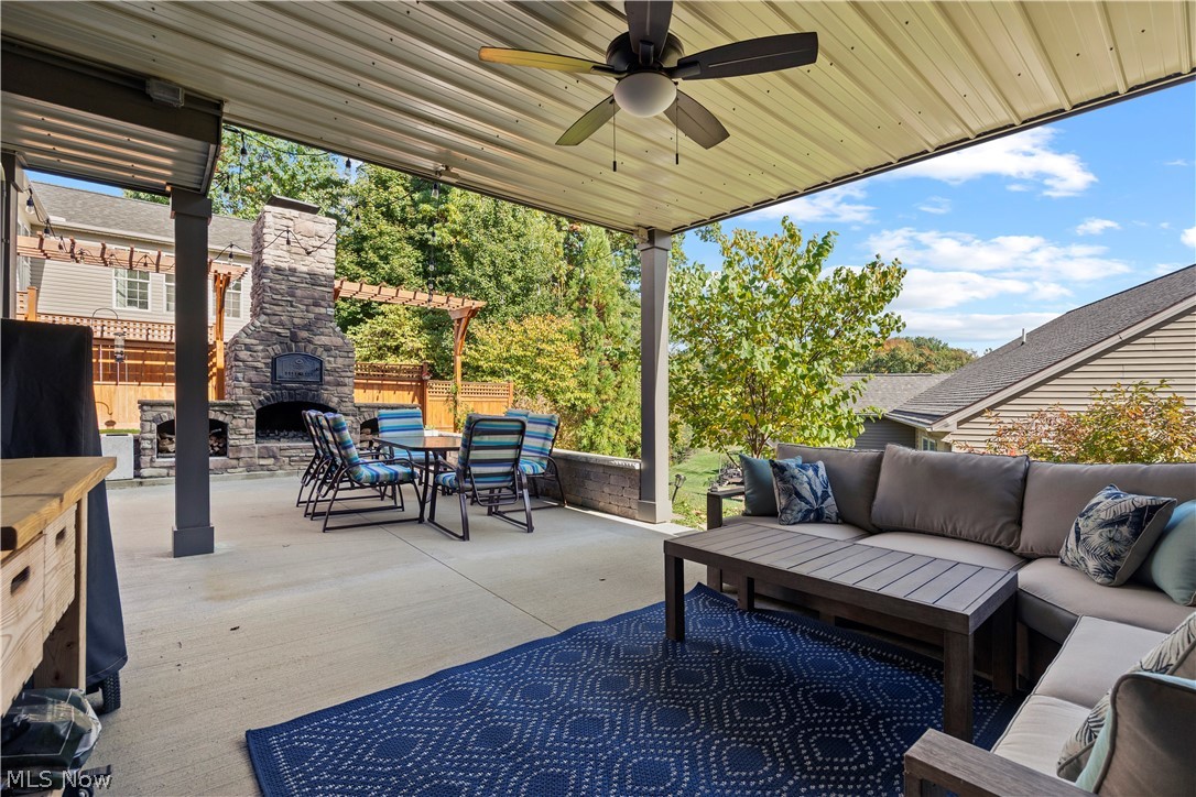 802 Shadow Creek Trail Amherst OH 44001