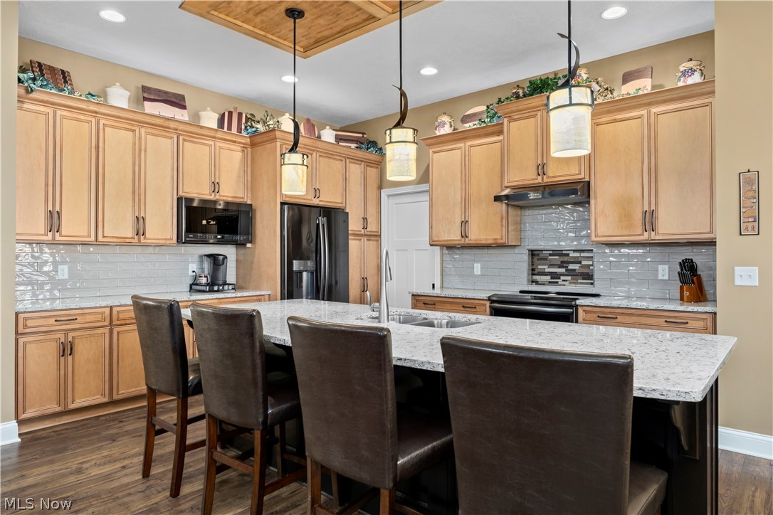 802 Shadow Creek Trail Amherst OH 44001
