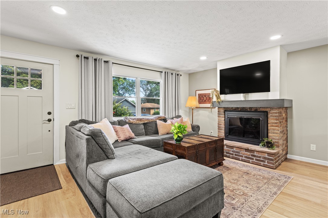 1029 Karen Drive Akron OH 44313