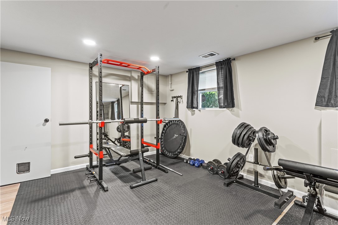 1029 Karen Drive Akron OH 44313