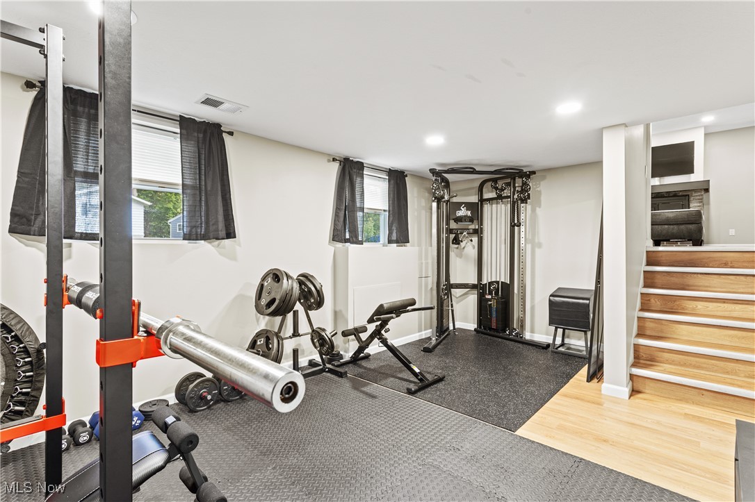 1029 Karen Drive Akron OH 44313