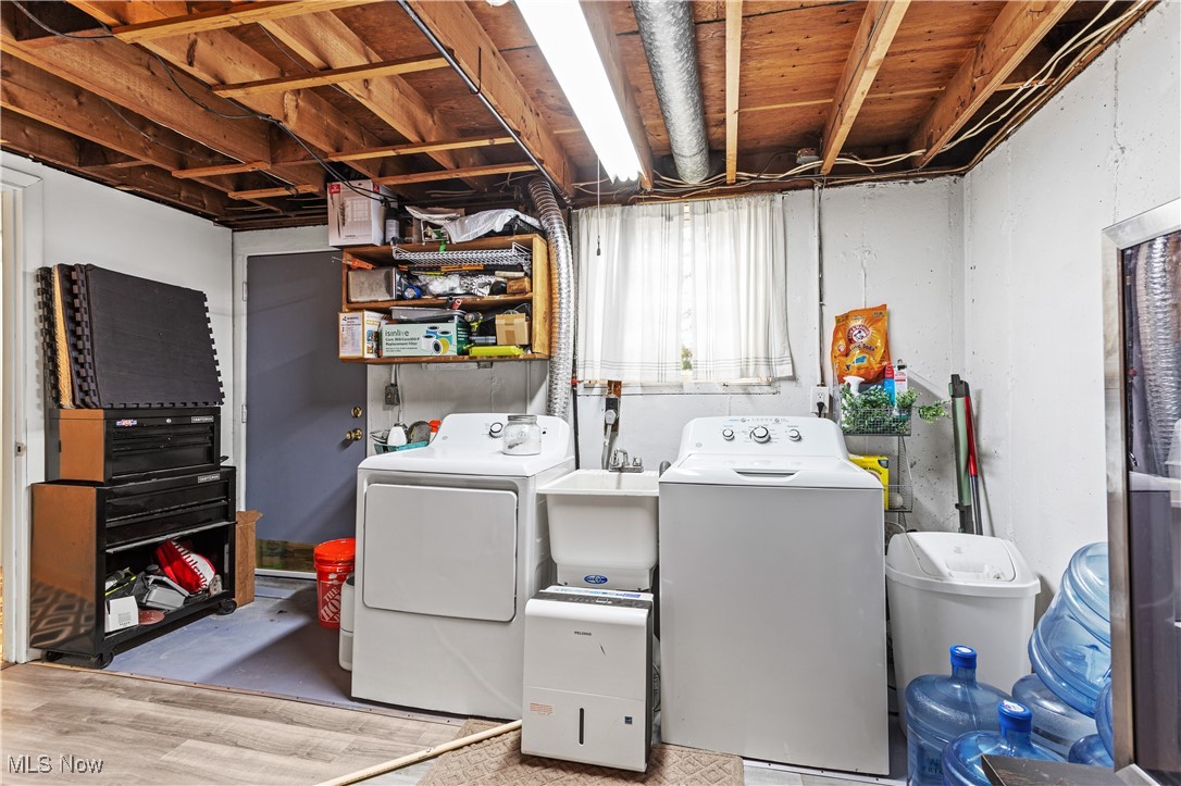 1029 Karen Drive Akron OH 44313