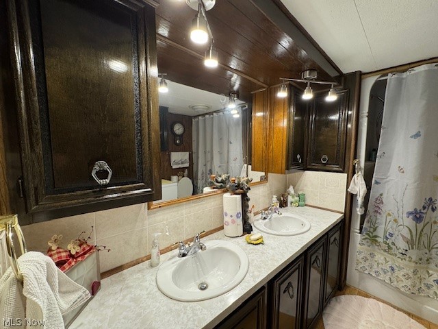 1705 E 28 Street Ashtabula OH 44004