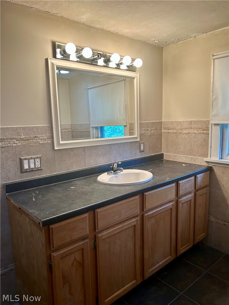 1498 Overlook Drive Akron OH 44314