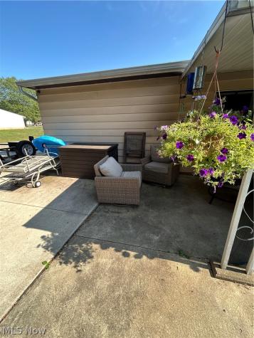 6641 Hillfield Street NW North Canton OH 44720