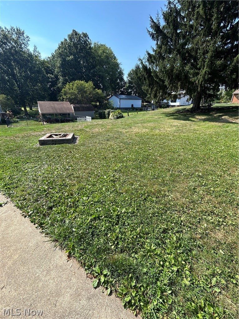 6641 Hillfield Street NW North Canton OH 44720