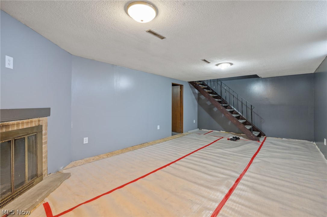 6641 Hillfield Street NW North Canton OH 44720