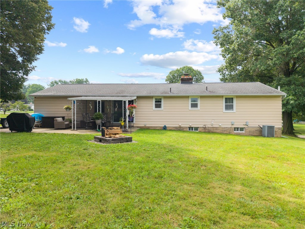 6641 Hillfield Street NW North Canton OH 44720