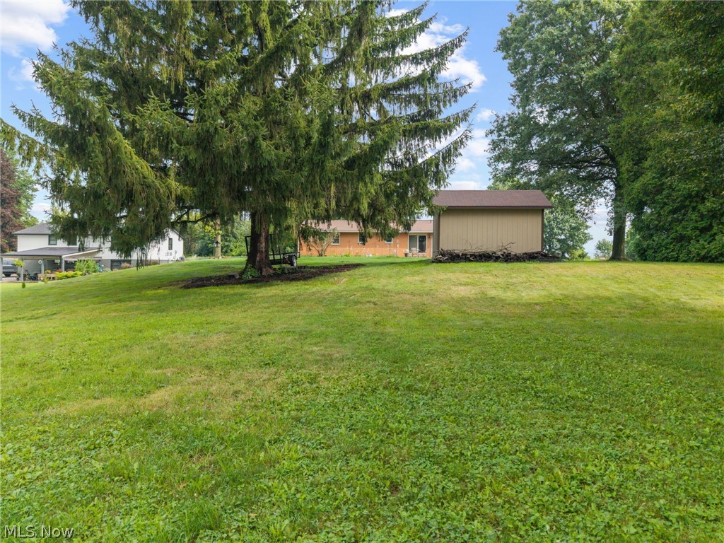 6641 Hillfield Street NW North Canton OH 44720