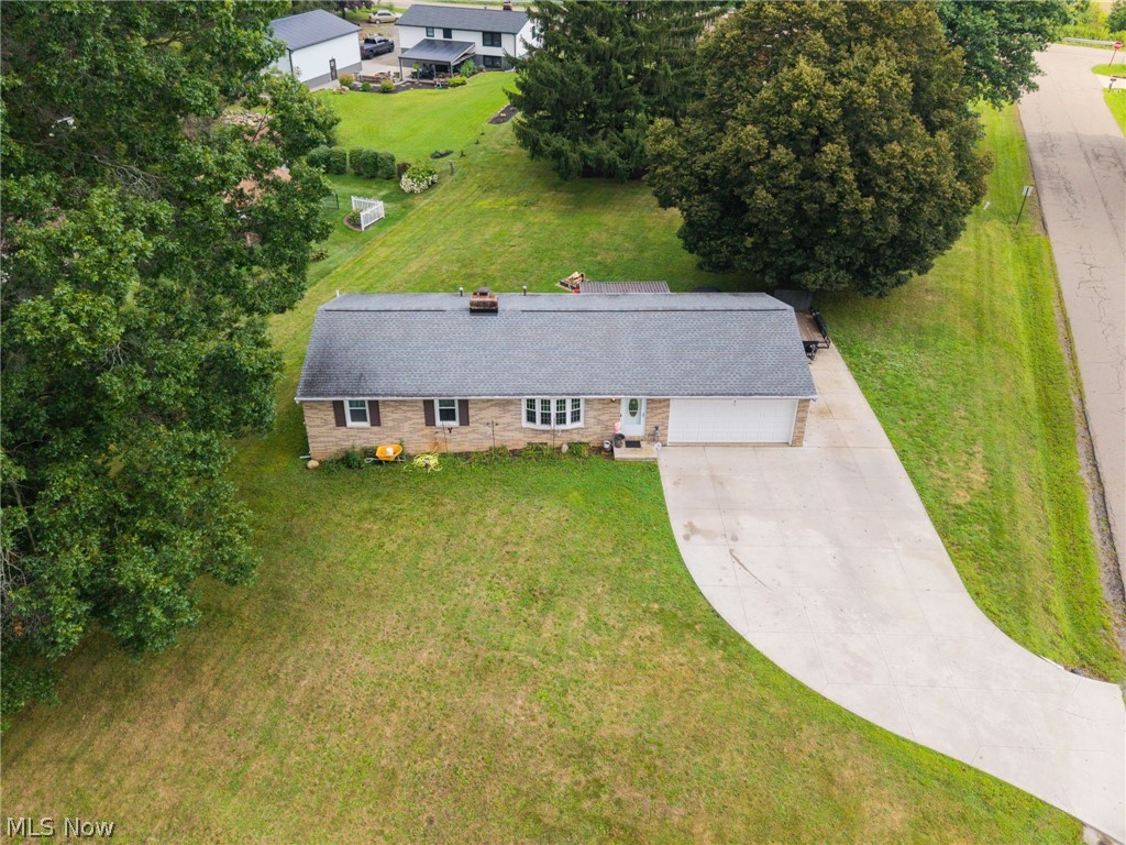 6641 Hillfield Street NW North Canton OH 44720