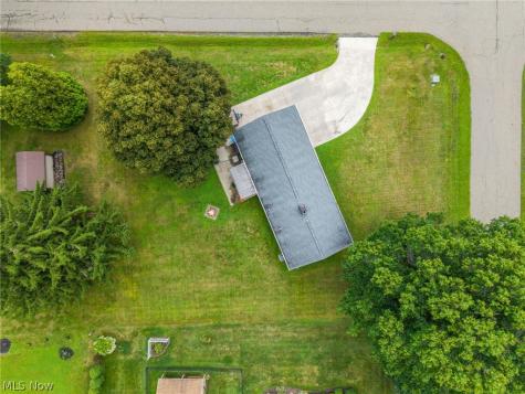 6641 Hillfield Street NW North Canton OH 44720