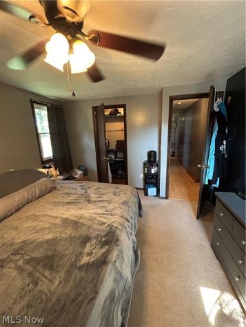 6641 Hillfield Street NW North Canton OH 44720