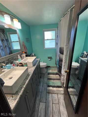 6641 Hillfield Street NW North Canton OH 44720