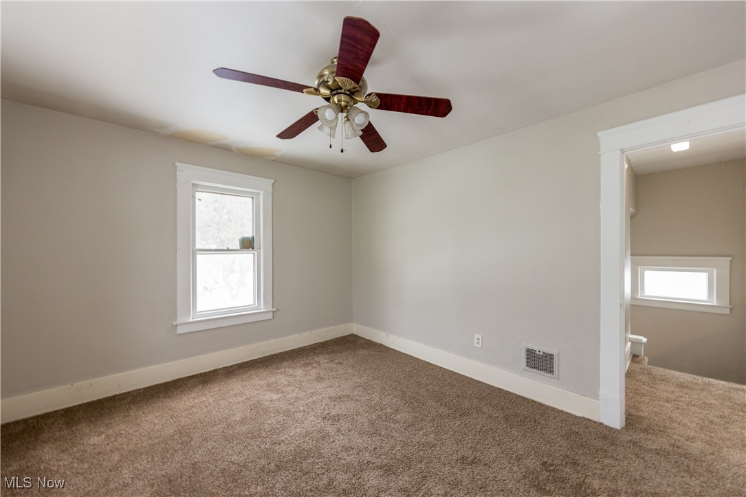 1116 Adelaide Avenue SE Warren OH 44484