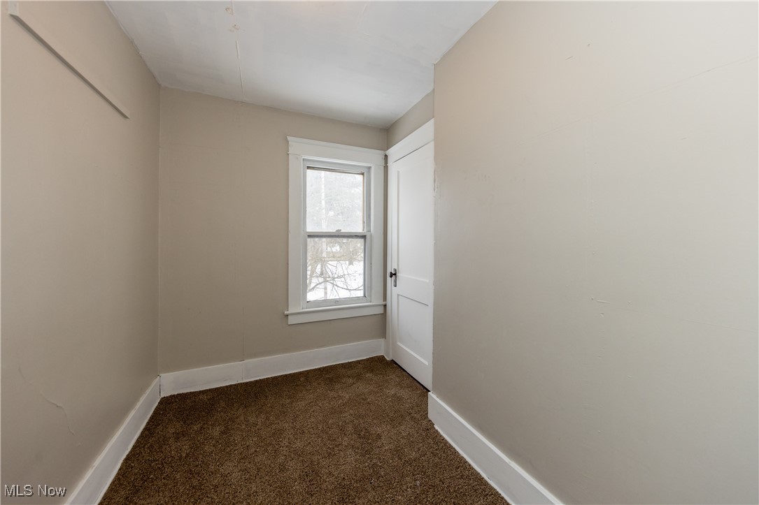 1116 Adelaide Avenue SE Warren OH 44484